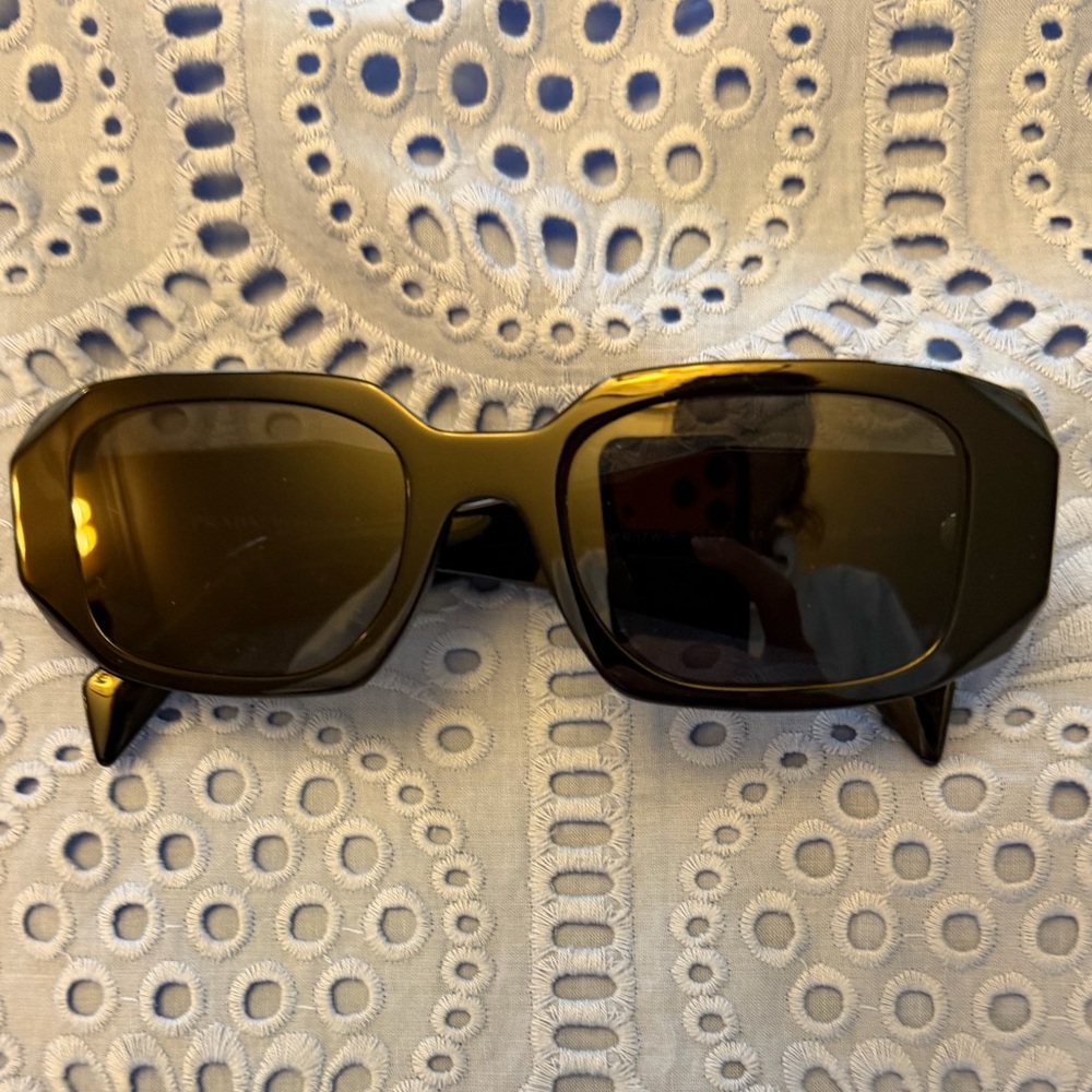 Prada Sleek Black Sunglasses - Picture 5 of 10